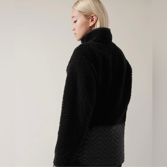 NWT! Athleta Cozy Sherpa Pullover Snap Sweatshirt in Black - Multiple Sizes - Picture 2 of 7